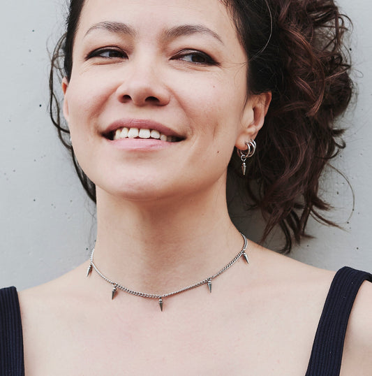 Necklace / bracelet "Barbed wire style pearls"