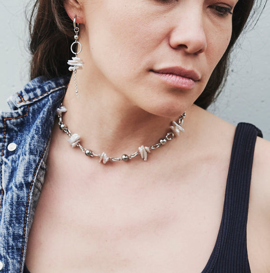 Necklace / bracelet "Barbed wire style pearls"