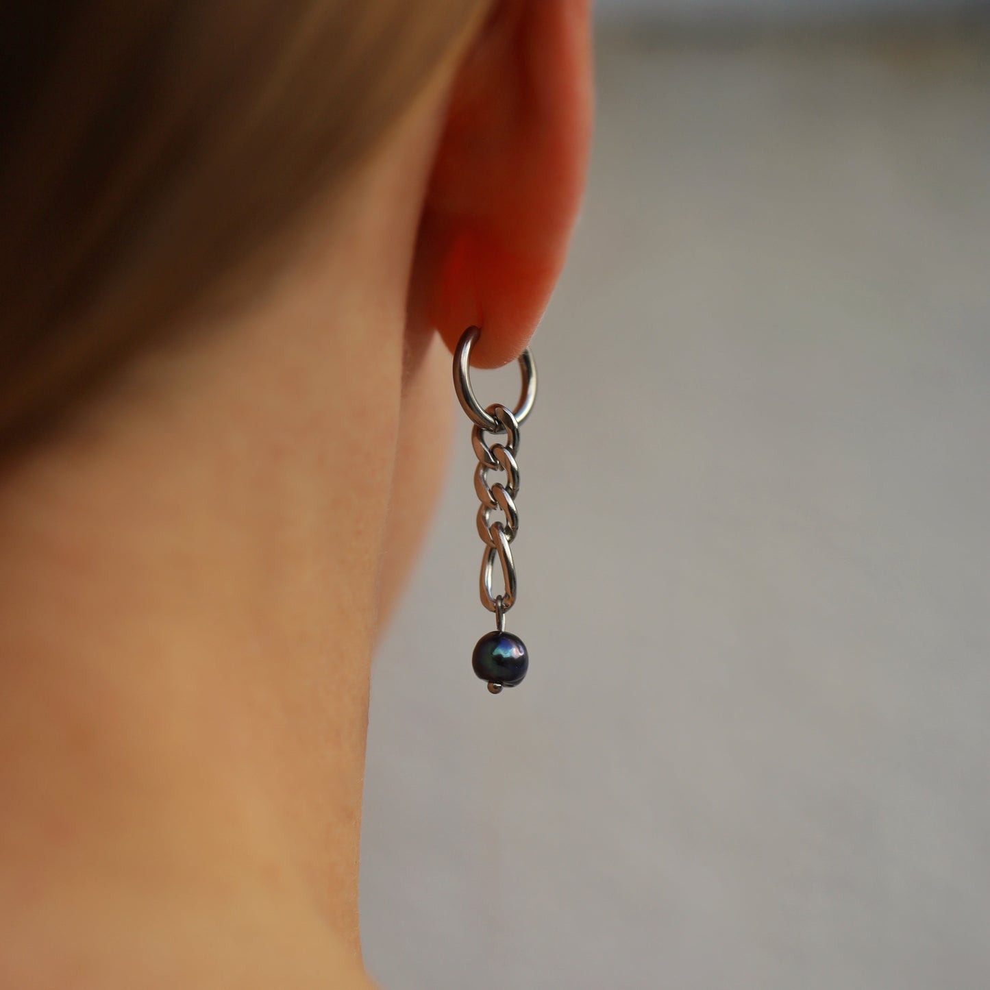 Pendientes de perlas negras
