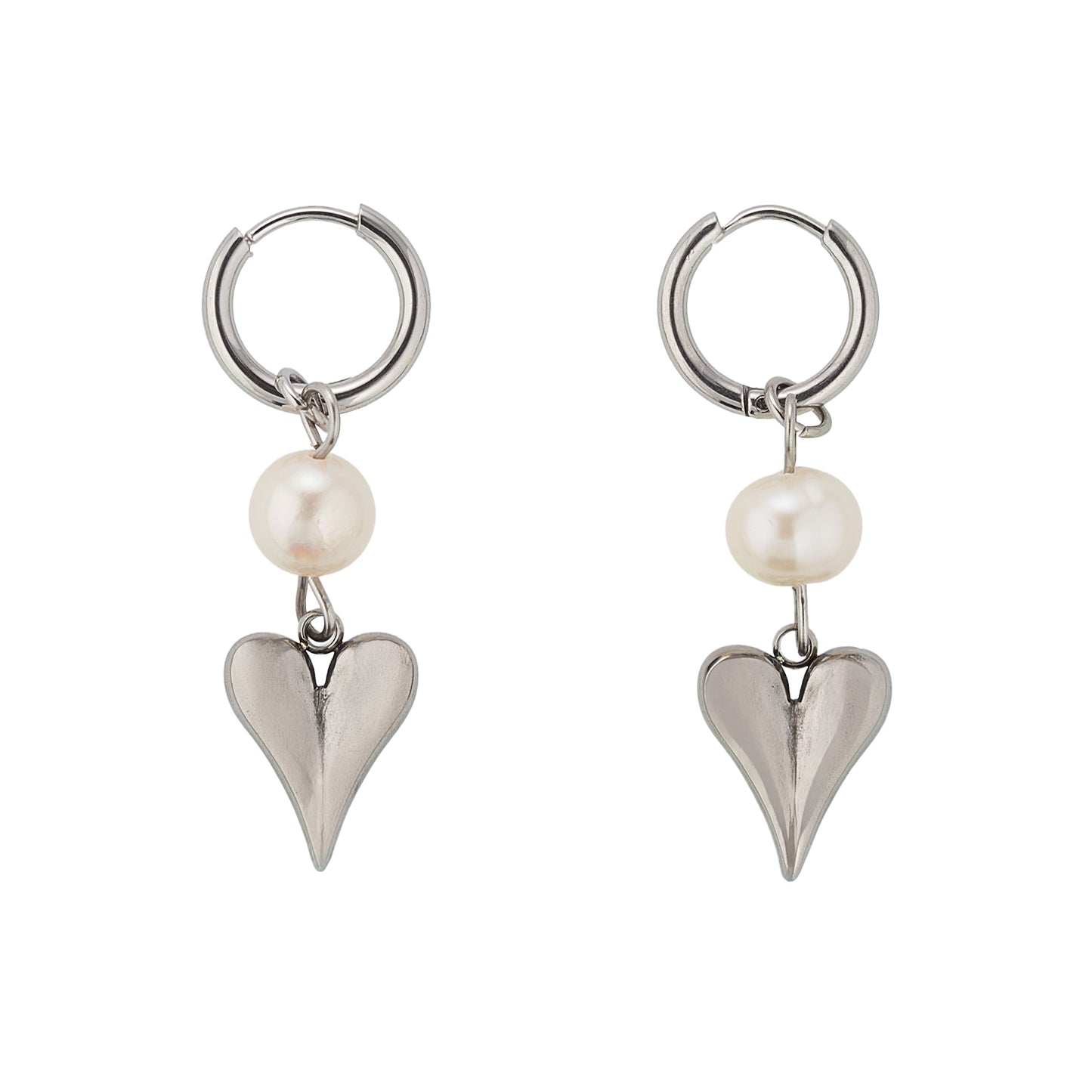 Pendientes de corazón con perlas