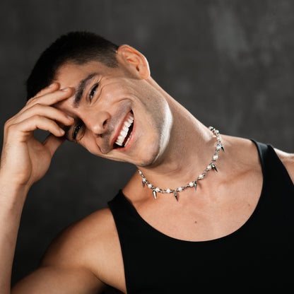 CHIMERA Fang White collar