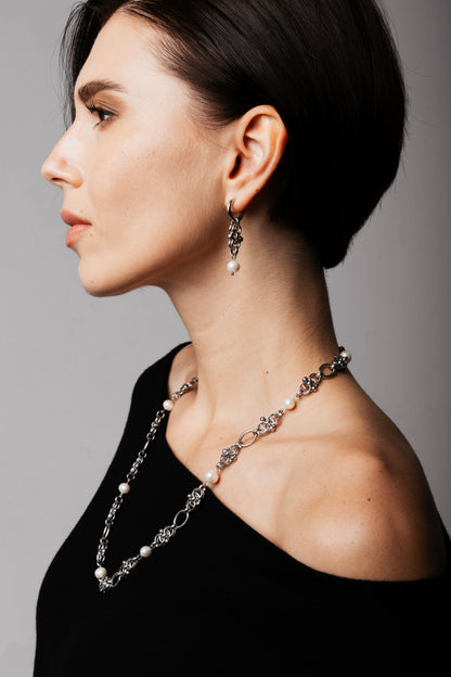 CHIMERA Vein White collar