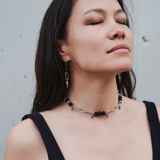 Necklace / bracelet "Barbed wire style pearls"