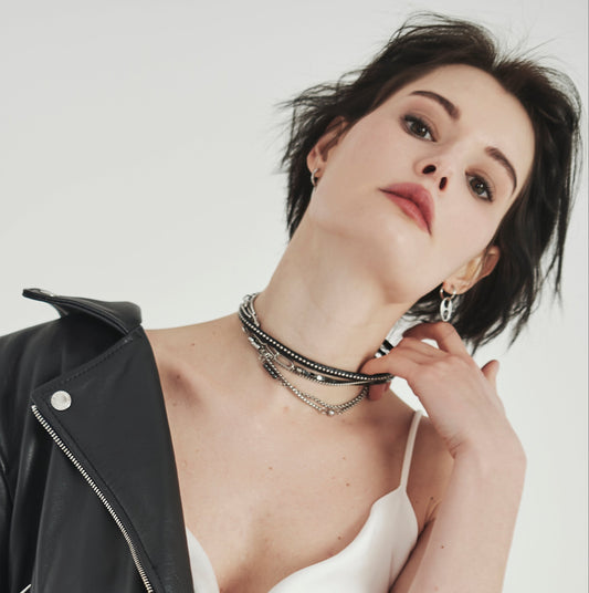 Necklace / bracelet "Barbed wire style pearls"